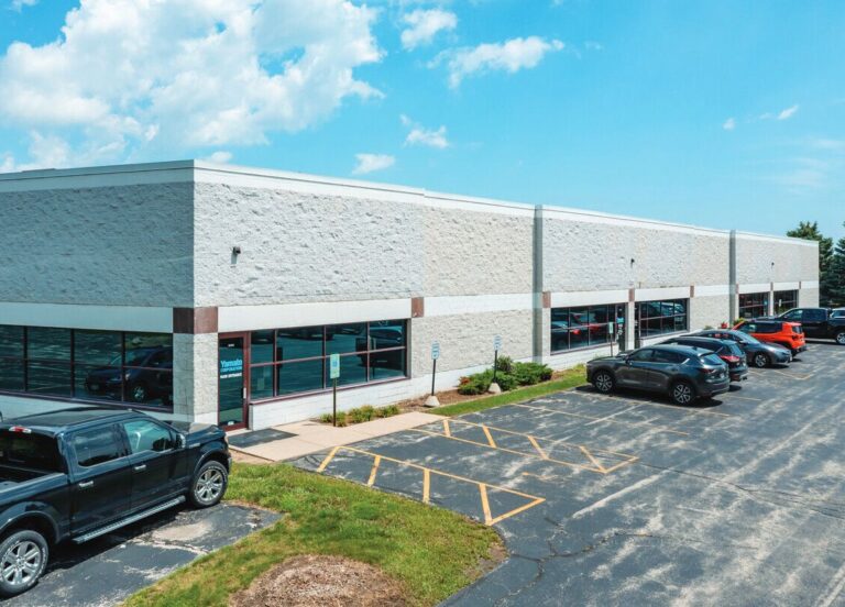 6300-6320 Eastwood Ct industrial building in Mequon, WI, photo 2 of 9