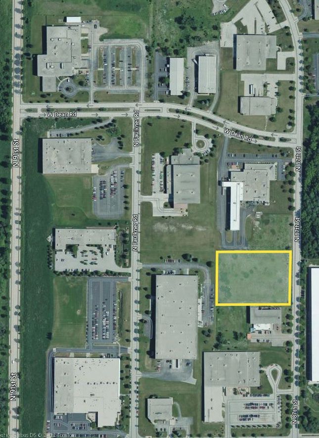 8225 N 87th St land in Milwaukee, WI